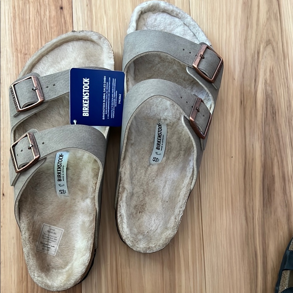 Birkenstock Men's Beige Shearling Sandals
